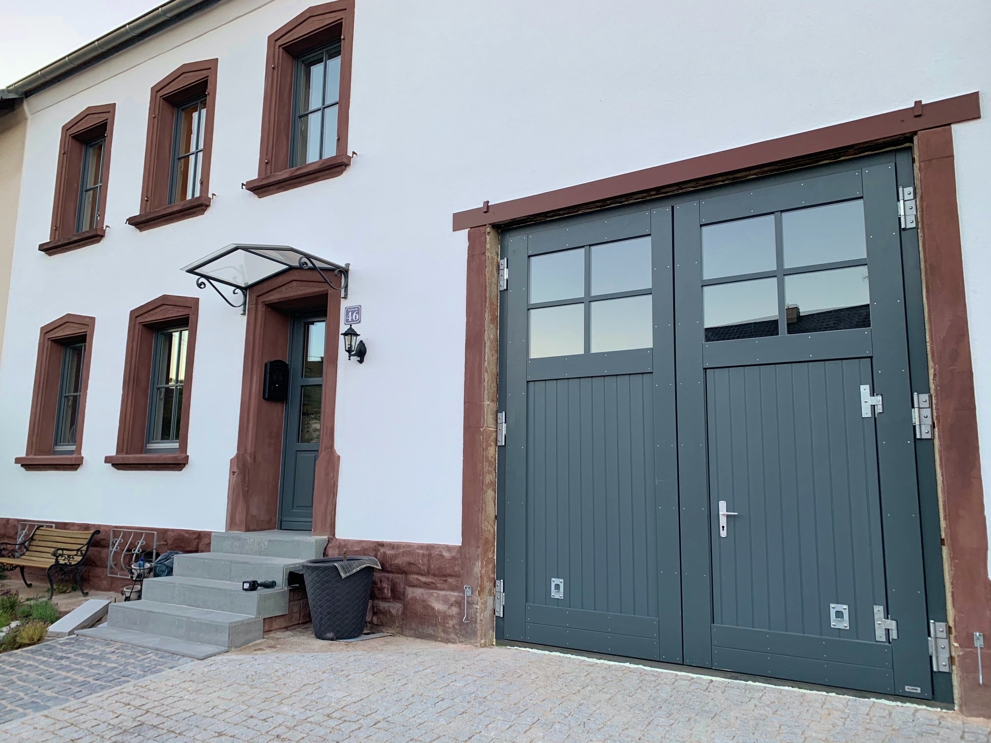 Hoftor im Saarland - ALLEMANN® GmbH Holz- u. Metallprodukte